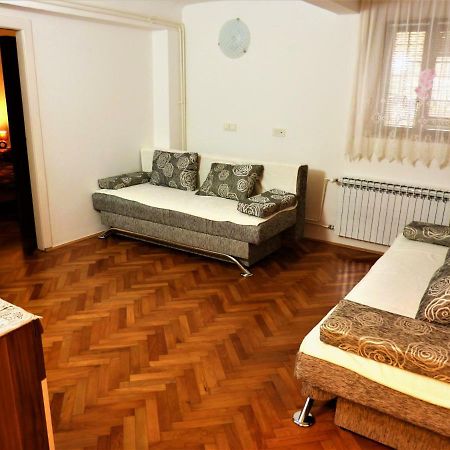 Apartman La Linea - Free Parking Zagreb Bagian luar foto