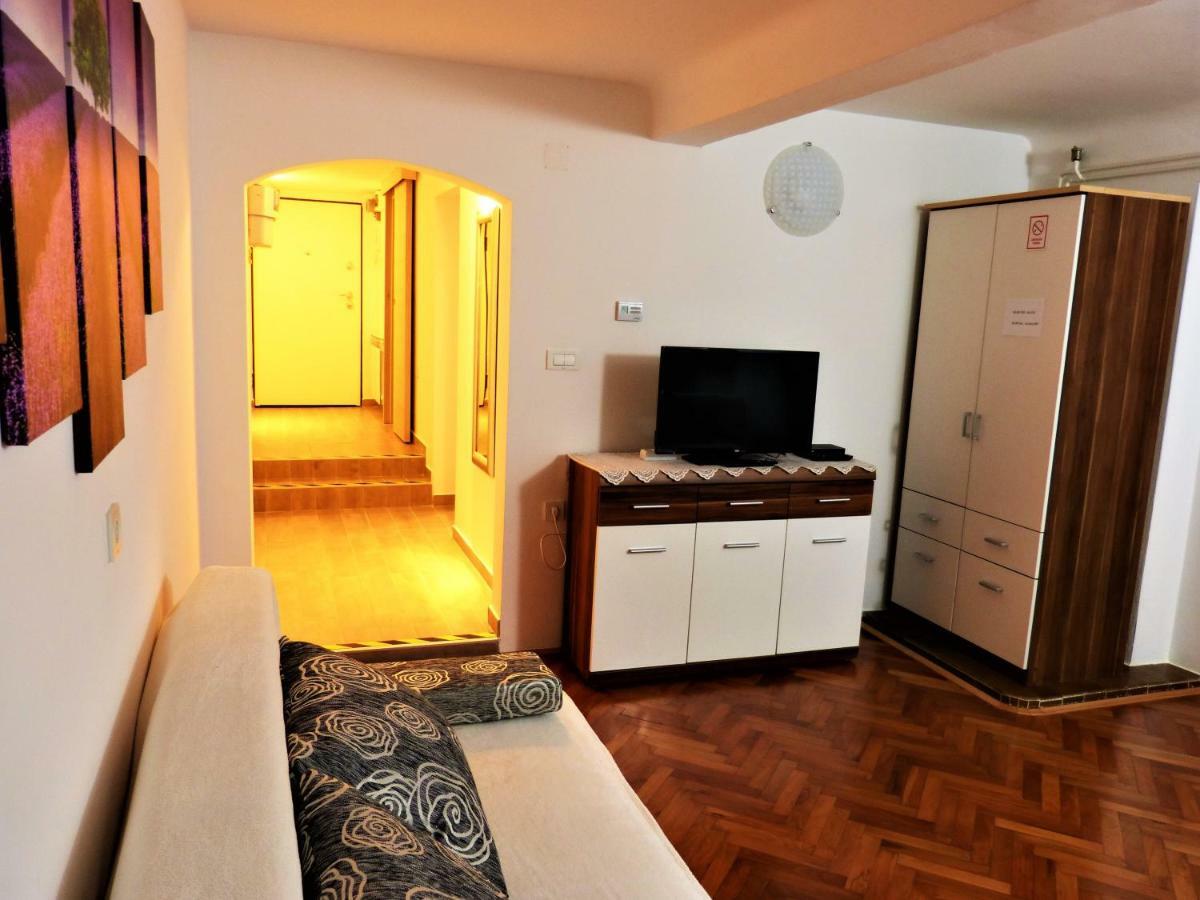 Apartman La Linea - Free Parking Zagreb Bagian luar foto